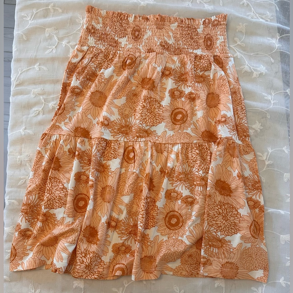 NWT! Kate Quinn tiered sunflower skirt